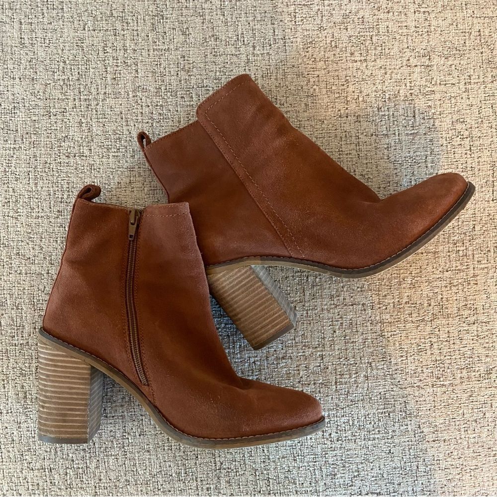 Seychelles rust brown suede heel booties size women’s 9.5‎